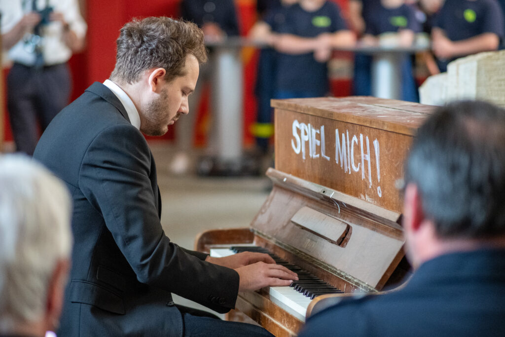 Das Klavier von Ahrweiler